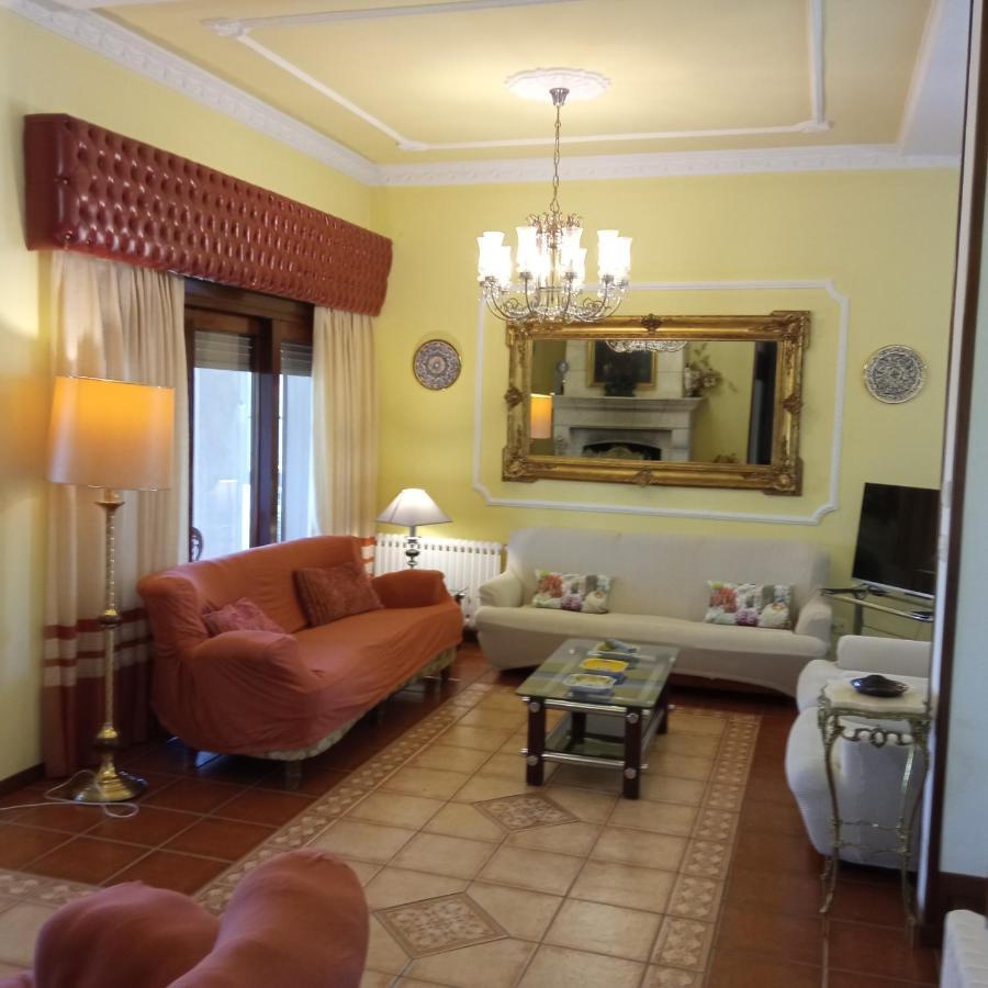 Casa Independiente Para Grandes Grupos Y Familias Valeixe Esterno foto